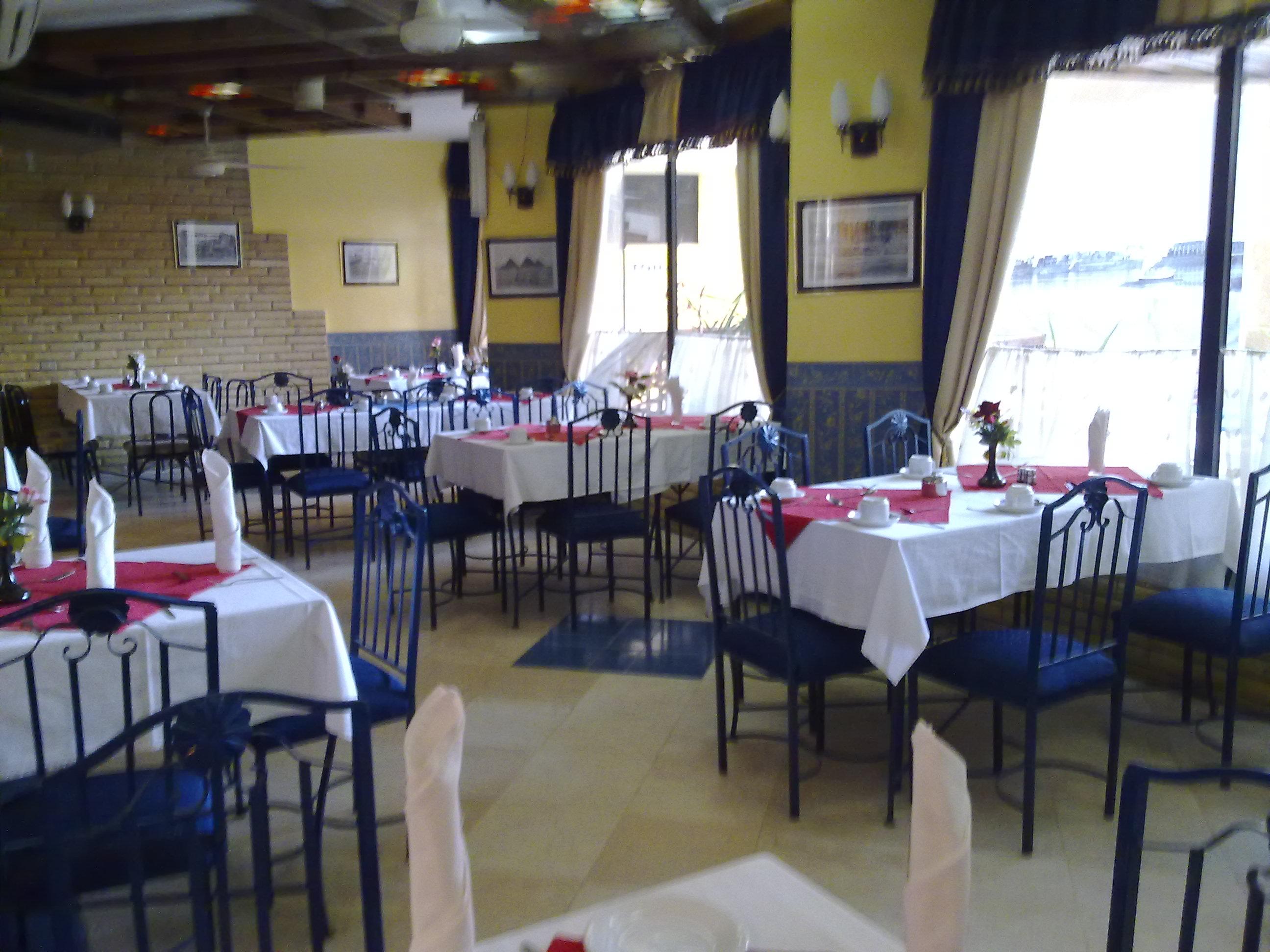 Gaddis Hotel, Suites And Apartments Луксор Ресторан фото