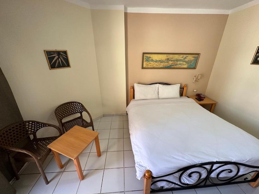 Gaddis Hotel, Suites And Apartments Луксор Экстерьер фото