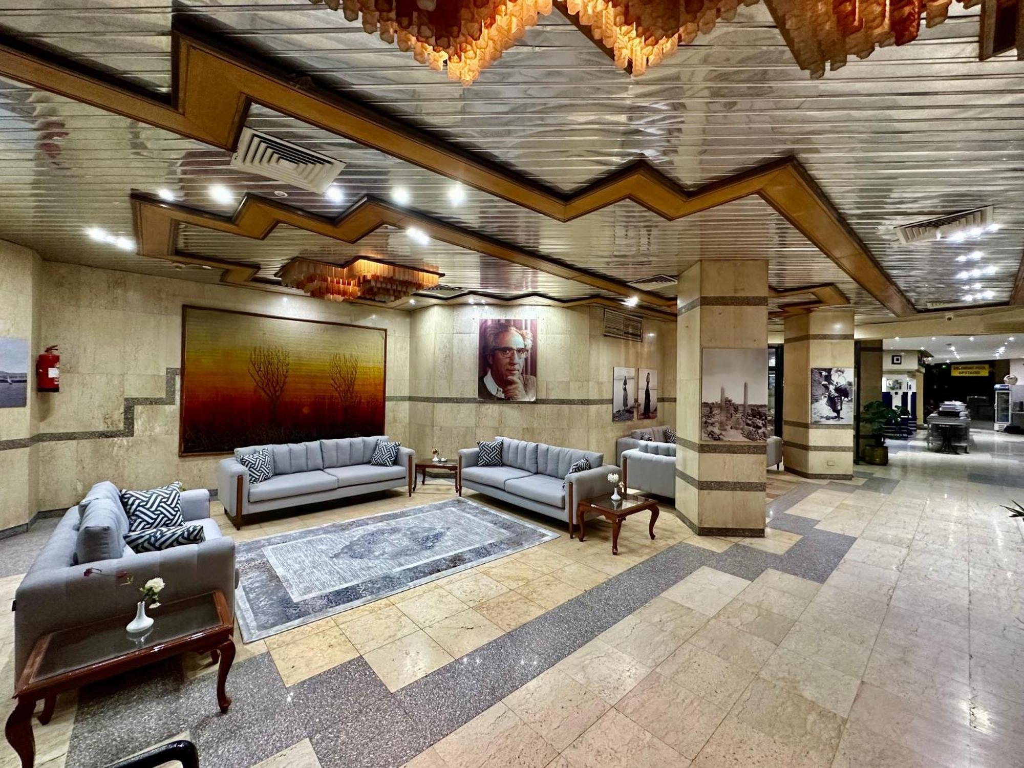 Gaddis Hotel, Suites And Apartments Луксор Экстерьер фото