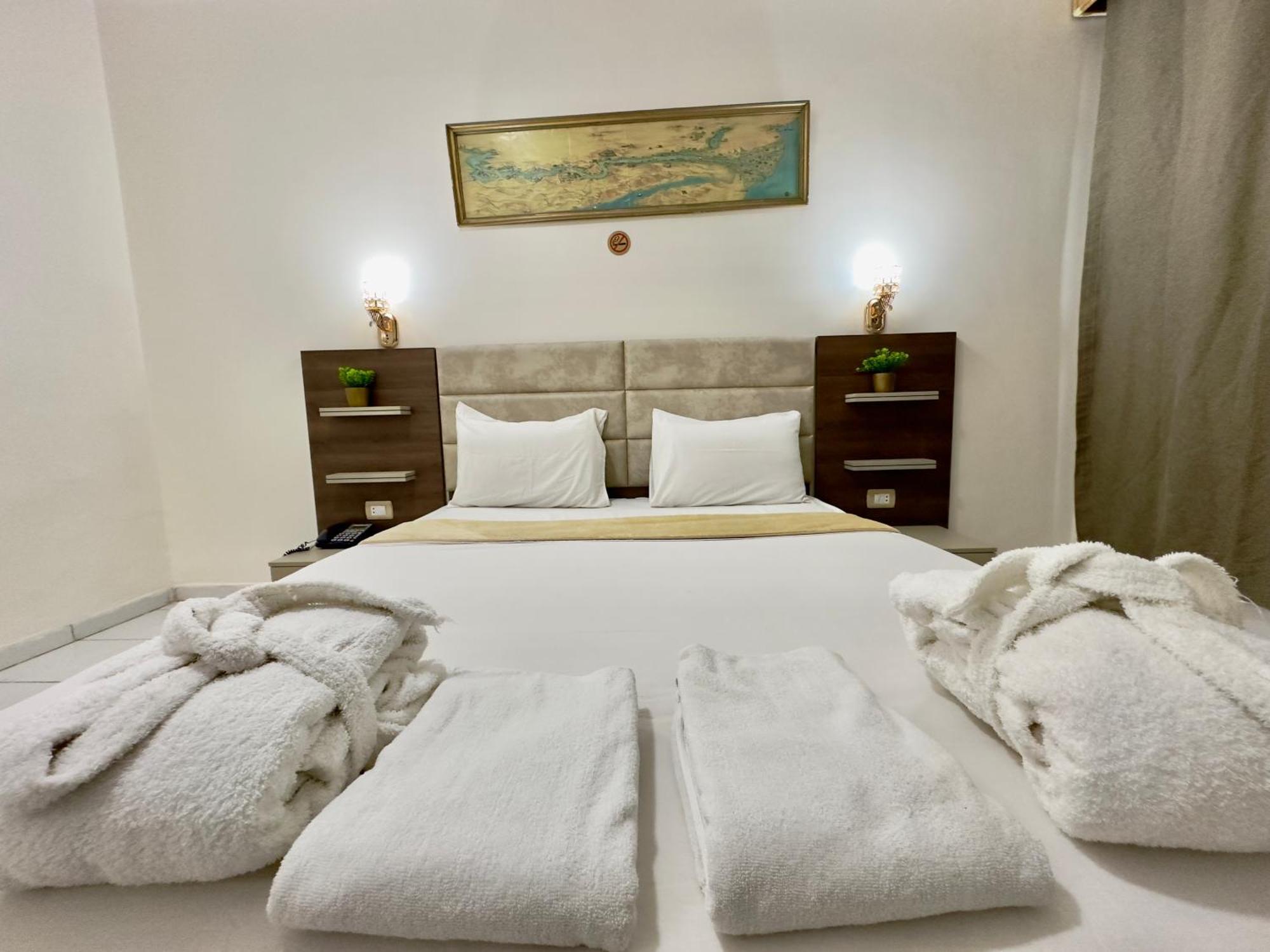 Gaddis Hotel, Suites And Apartments Луксор Экстерьер фото