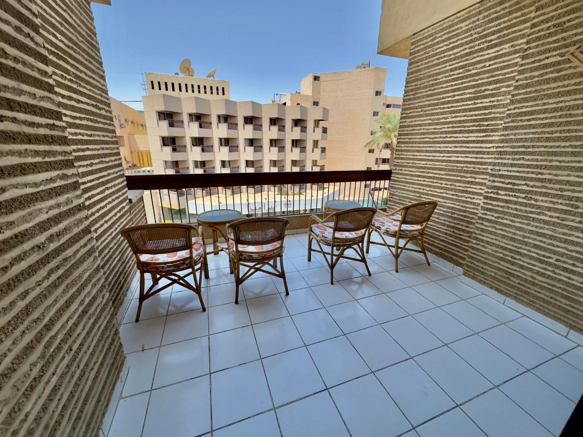 Gaddis Hotel, Suites And Apartments Луксор Экстерьер фото